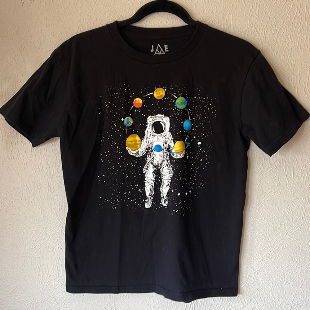 JME youth large black t-shirt with astronaut and planets.